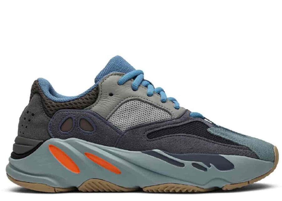 Yeezy Boost 700 CARBOM BLUE